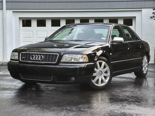2003 Audi S8 4.2 quattro