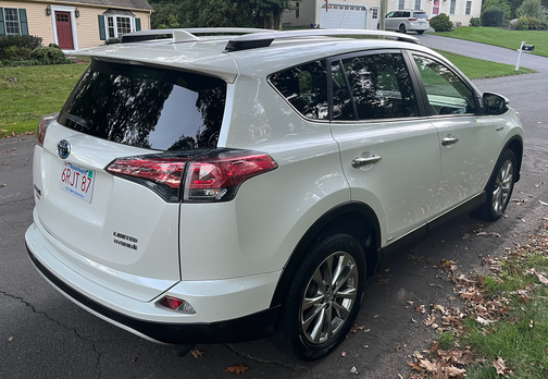 2016 Toyota RAV4 Hybrid Limited