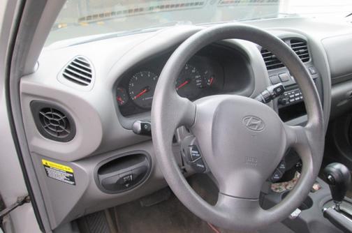 2003 Hyundai SANTA FE Base