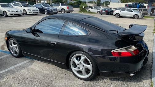 2000 Porsche 911 911 Carrera 4