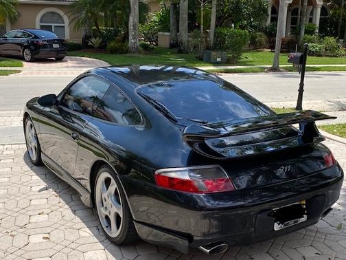 2000 Porsche 911 911 Carrera 4