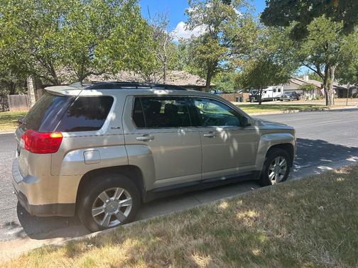 Gold 2013 GMC Terrain SLE-2