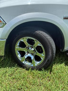 White 2014 RAM 1500 Laramie