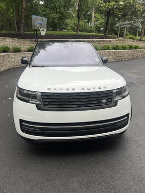 2023 Land Rover Range Rover P530 SE SWB