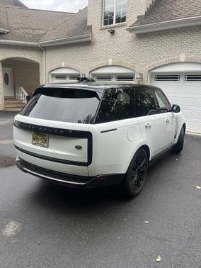 2023 Land Rover Range Rover P530 SE SWB