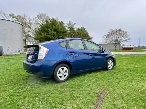 2011 Toyota Prius III