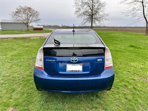 2011 Toyota Prius III