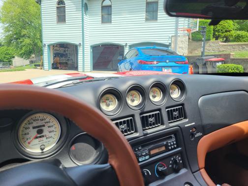 2002 Dodge Viper GTS