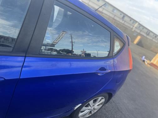 2013 Hyundai Accent SE