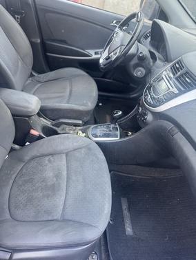 2013 Hyundai Accent SE