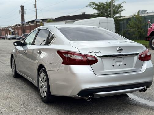 Silver 2018 Nissan Altima 2.5 S
