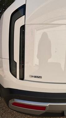 White 2027 Kia Telluride Hybrid EX