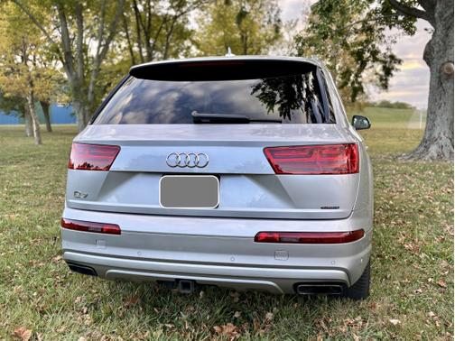 2019 Audi Q7 55 Premium Plus