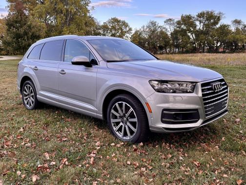 2019 Audi Q7 55 Premium Plus