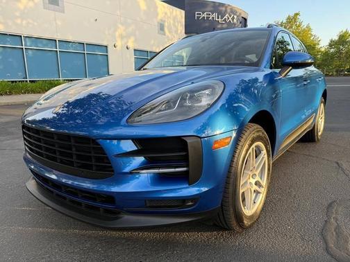 Blue 2019 Porsche Macan Macan