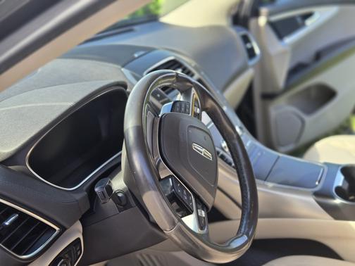 2020 Lincoln Nautilus Standard