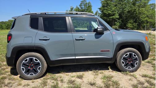 2015 Jeep Renegade Trailhawk