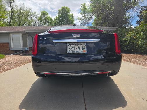 Black 2016 Cadillac XTS Luxury