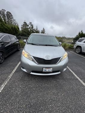 2012 Toyota Sienna LE
