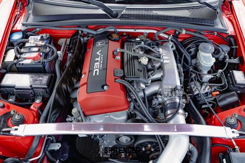 Red 2002 Honda S2000 Base