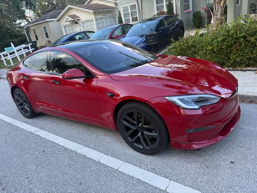 2021 Tesla Model S Long Range