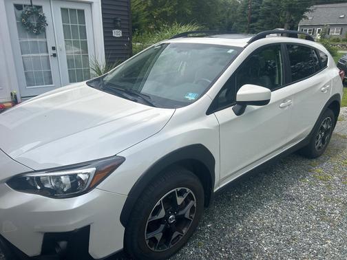 White 2018 Subaru Crosstrek 2.0i Premium