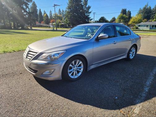 2013 Hyundai Genesis 3.8