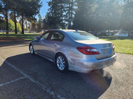 2013 Hyundai Genesis 3.8