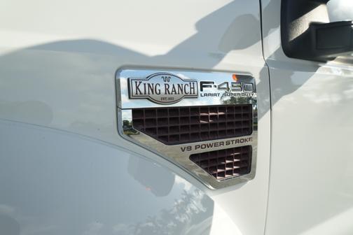 2008 Ford F-450 Lariat Crew Cab Super Duty