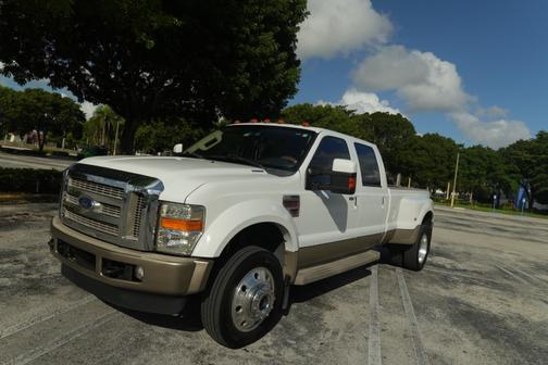 2008 Ford F-450 Lariat Crew Cab Super Duty