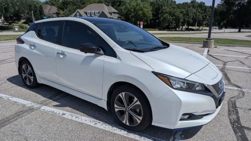 2022 Nissan Leaf SV PLUS