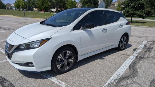 2022 Nissan Leaf SV PLUS