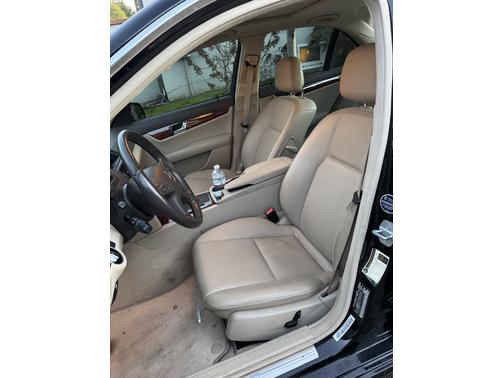 2011 Mercedes-Benz C-Class C 300 4MATIC Sport
