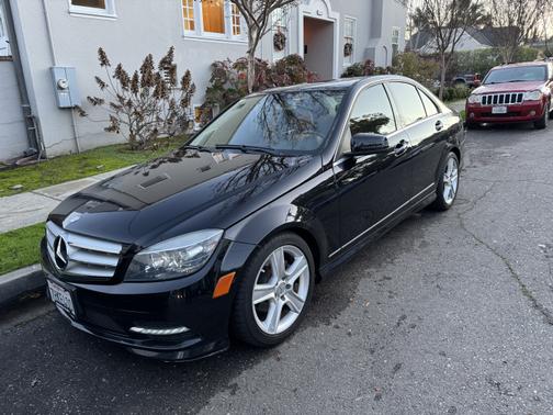 2011 Mercedes-Benz C-Class C 300 4MATIC Sport