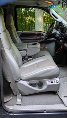 2006 Ford F-250 Lariat Crew Cab Super Duty