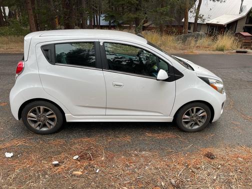 White 2015 Chevrolet Spark EV 1LT