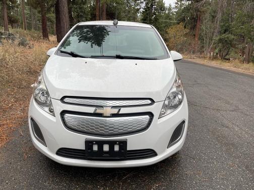 White 2015 Chevrolet Spark EV 1LT