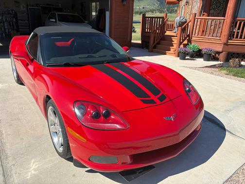 Red 2005 Chevrolet Corvette Base
