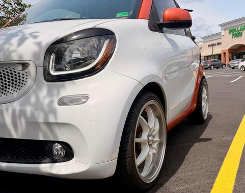 Orange 2016 smart ForTwo Prime