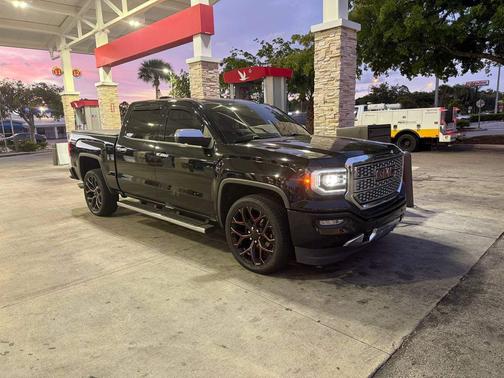 Black 2017 GMC Sierra 1500 Denali
