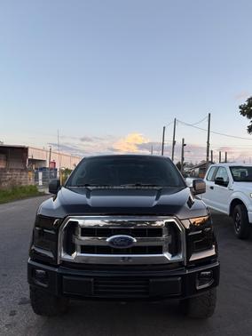 Black 2017 Ford F-150 XLT