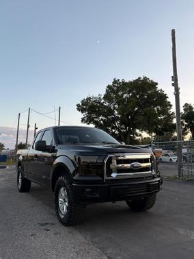 Black 2017 Ford F-150 XLT