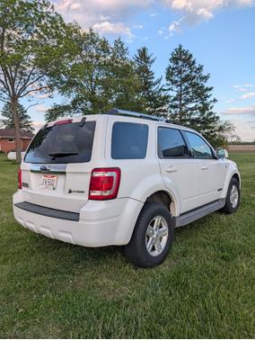White 2008 Ford Escape Hybrid Base