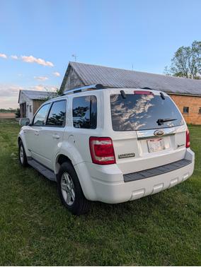 White 2008 Ford Escape Hybrid Base