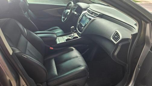 Gray 2017 Nissan Murano SL