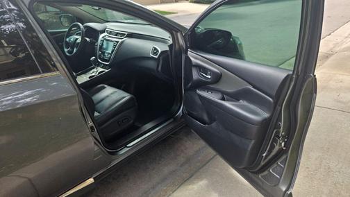 Gray 2017 Nissan Murano SL