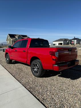2022 Nissan Titan SV