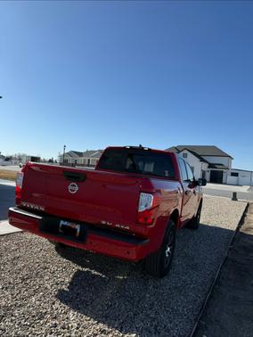 2022 Nissan Titan SV