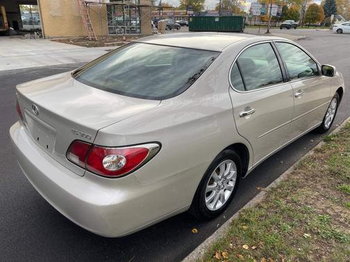 2003 Lexus ES 300 Base