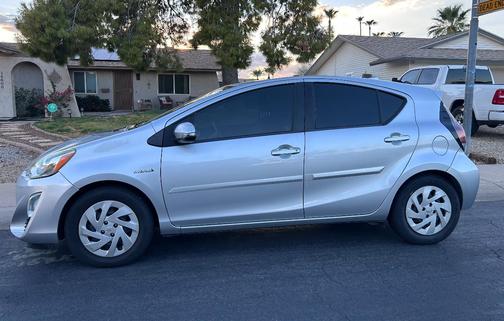 Silver 2016 Toyota Prius c Four